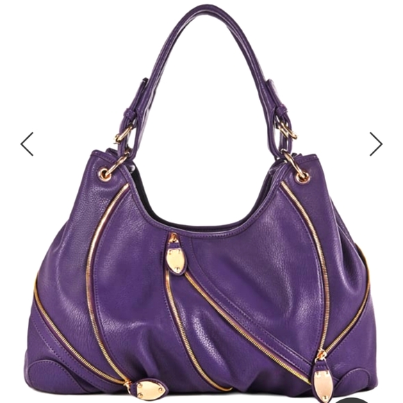 JustFab Handbags - NWT Brooklyn Bridge Purse from Just Fab